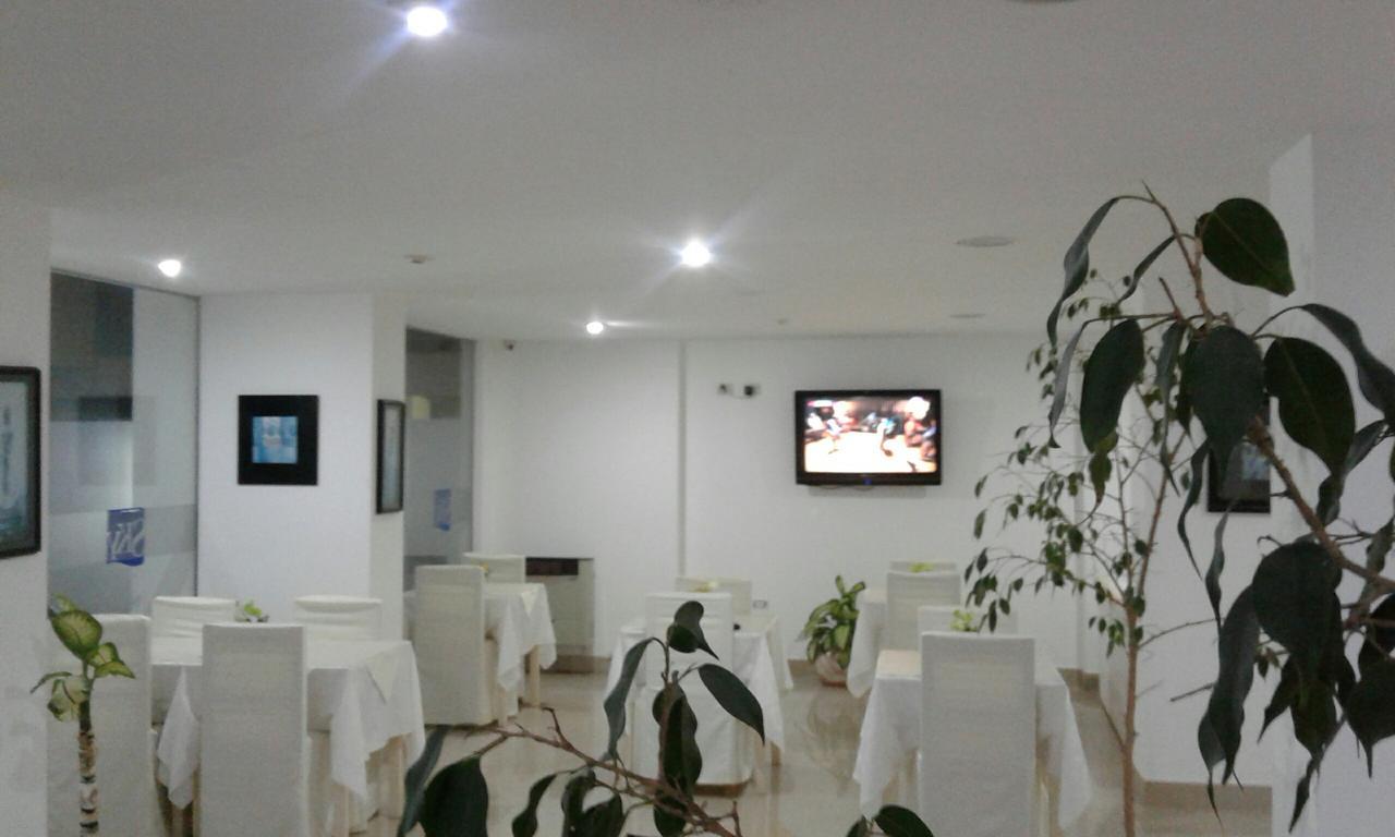 Hotel Sky 산 베르나르도 외부 사진